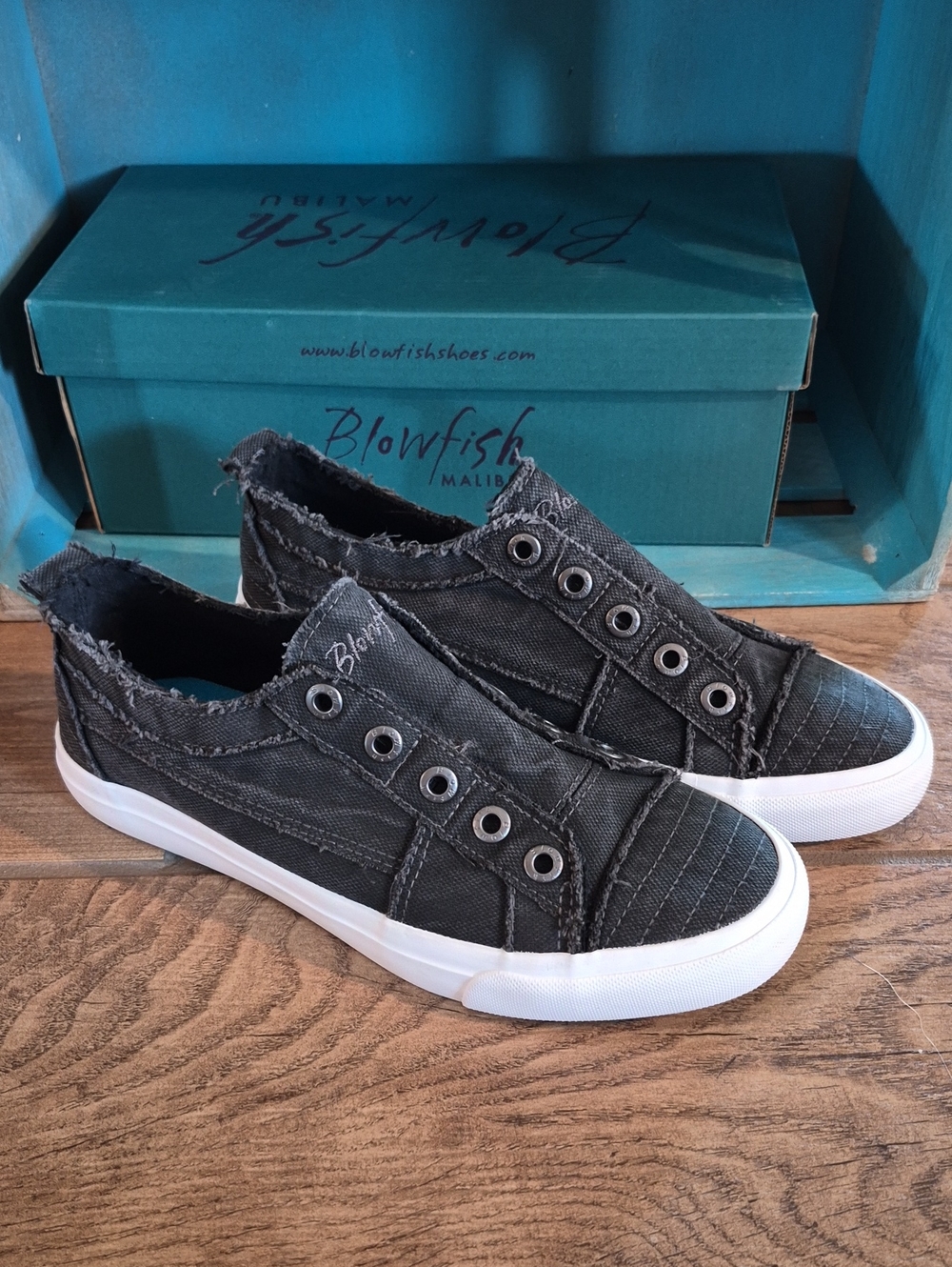 9 Blowfish Black Distressed Slip-On Canvas Sneakers